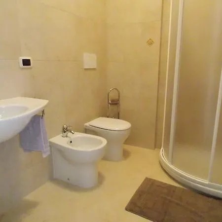 D'oro Bed & Breakfast 4*