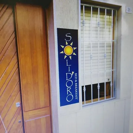 לינה וארוחת בוקר D'oro 4*